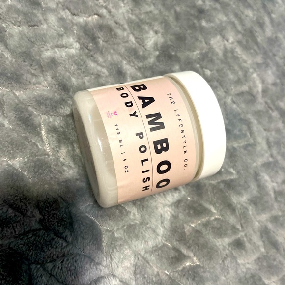 Bamboo body polish - Picture 1 of 1